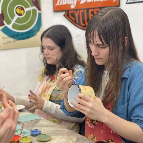 students painting prague abroad