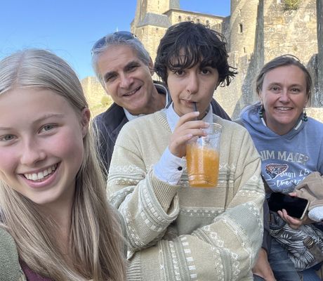 toulouse_student-with-host-family-carcassonne.jpg