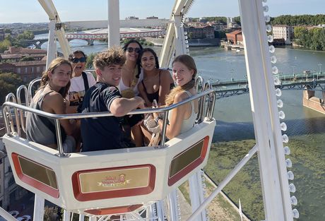 toulouse_students-on-a-ferris-wheel.jpg