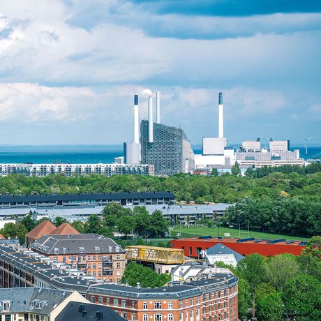 copenhagen-amager-bakke-power-plant