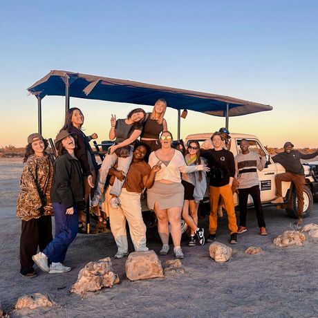 gaborone-students-khama-rhino-sanctuary-truck