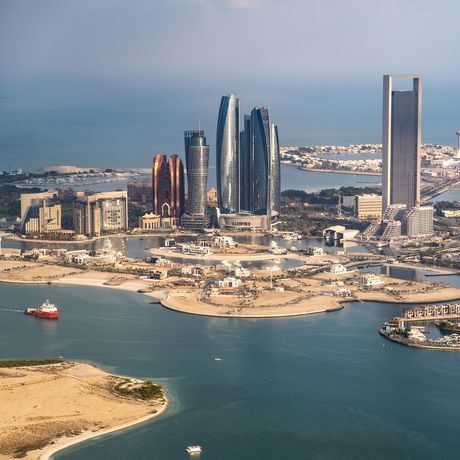 abu dhabi skyline
