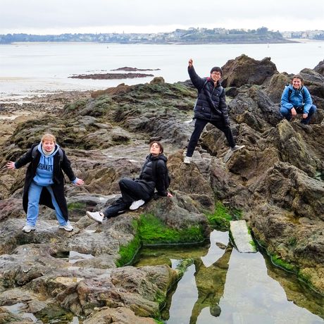 rennes-students-sant-malo-rocks