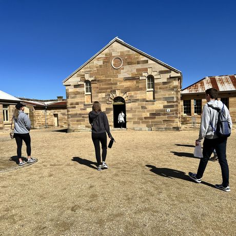 sydney-three-students-cockatoo-island