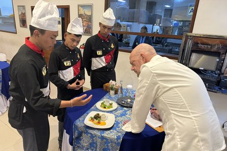 host-employer-interviews-culinary-interns-bali