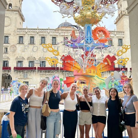 alicante-female-student-group-posing-hogueras