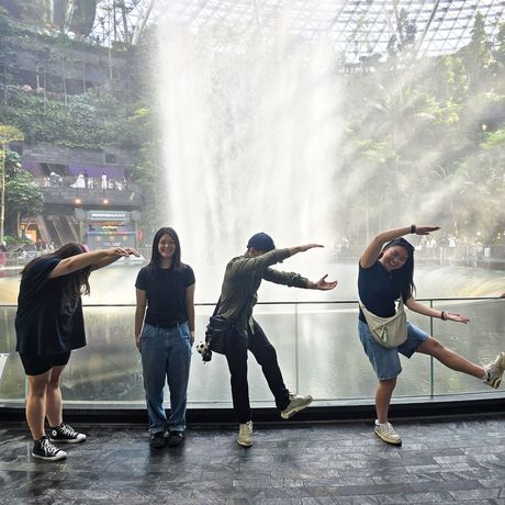 singapore-students-making-ciee-water-vortex