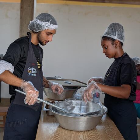 CIEE Study Abroad students volunteering in food kitchen in Legon