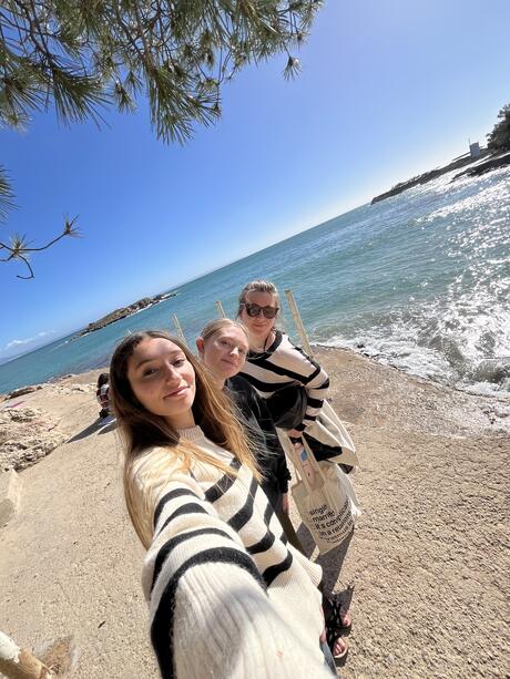 CIEE students volunteer in Palma de Mallorca
