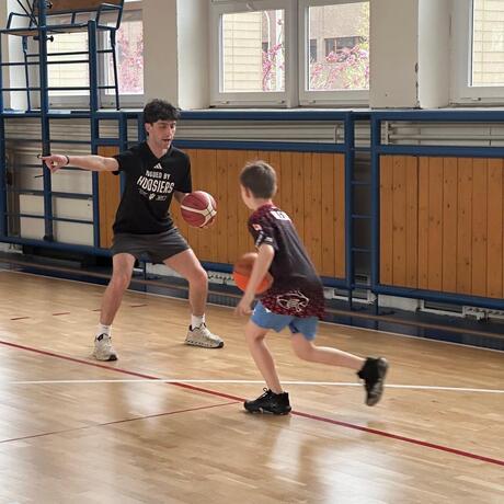 CIEE Student volunteering in Prague as student coach
