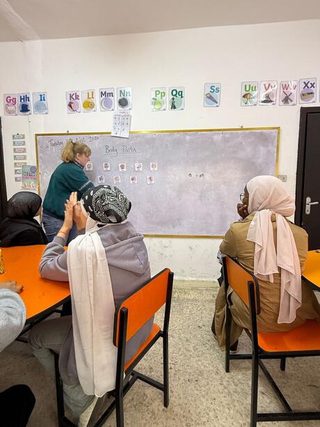CIEE Amman students volunteering
