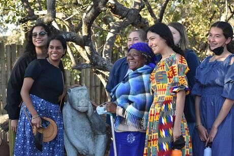 gaborone-students-at-bahurutshe-cultural-village.JPG