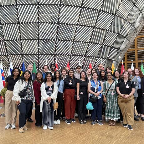 brussels-large-student-group-visiting-EU-council