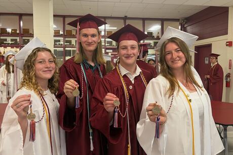 bella-wark-grad-photo-module-2.jpg