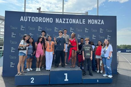 hssa-milan-students-in-monza.jpeg