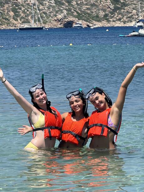 palma-de-mallorca-trip-to-cabrera-national-park-snorkeling.jpeg