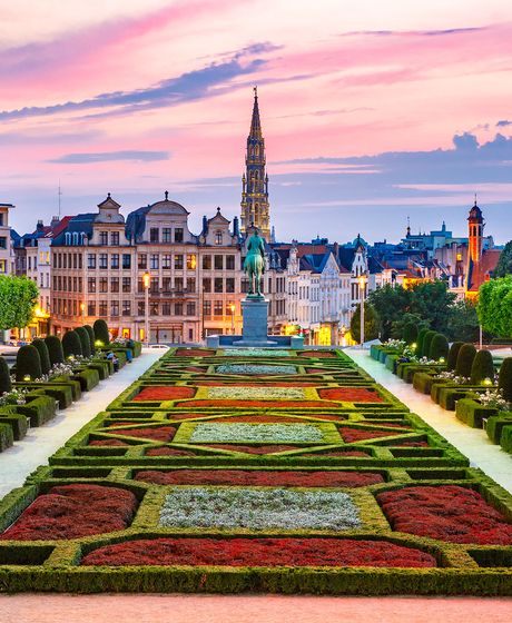brussels-old-town-park-sunset
