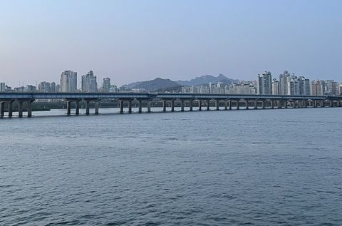 Han River