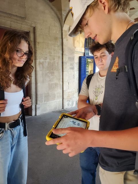Solving riddles under the arcades of Place des Vosges