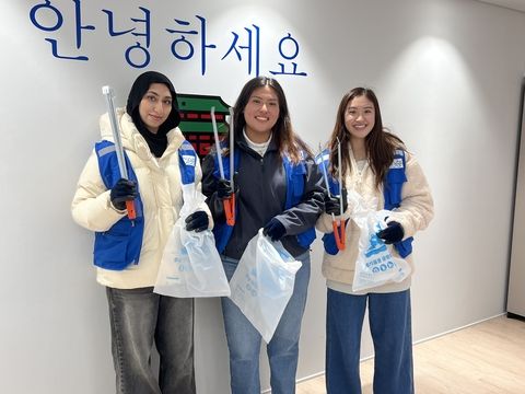 CIEE Community Impact Initiative students