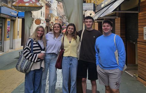 college study abroad alicante scavenger hunt
