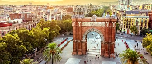 barcelona archway street sunny
