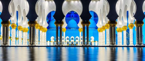 abu-dhabi-mosque-arches-pillars-night