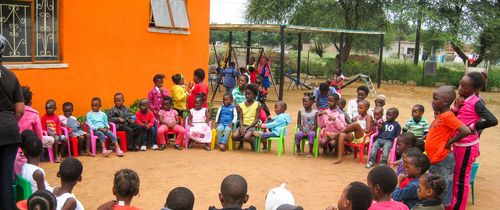 gaborone-school-children-circle-outside
