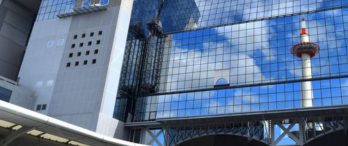 kyoto-tower-reflection-kyoto-station