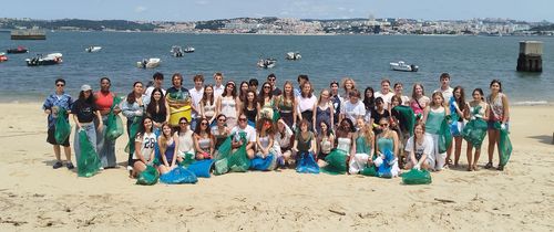 lisbon_beach-clean-up.jpg