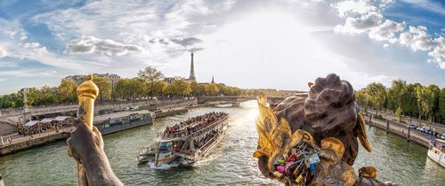 paris-pont-alexandre-iii-bridge-eiffel-tower-background