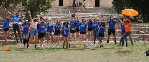 hssa-merida-pl-and-students-at-uxmal.JPG