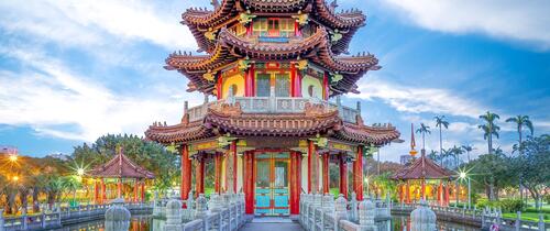 peace-memorial-park-in-taipei-taiwan.jpg
