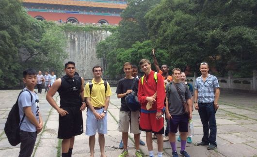 High school students posing in front of castle in Nanjing