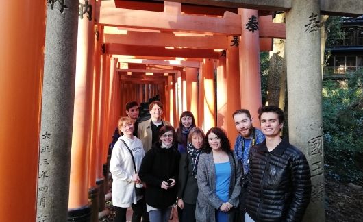 kyoto japan fushimi inari shrine student tour