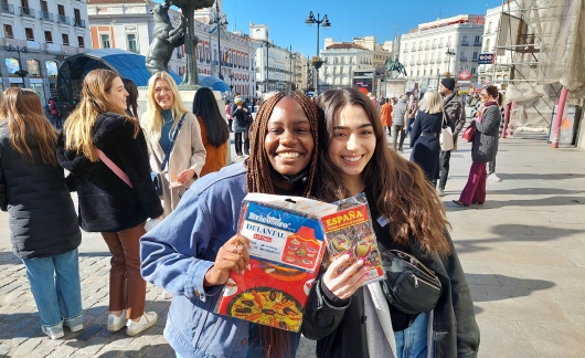 Madrid city tour girls books