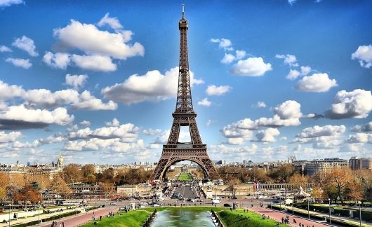 paris eiffel tower aerial