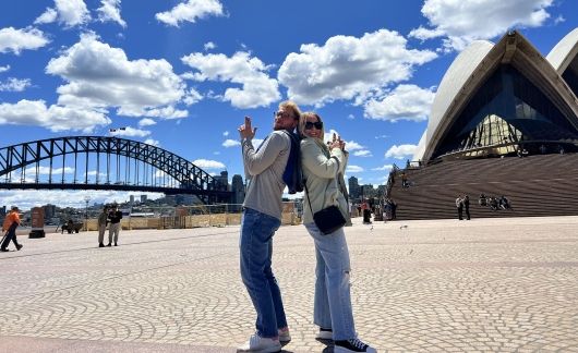 opera house sydney clear day