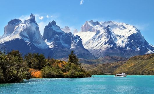 santiago-ch-mountain-lake