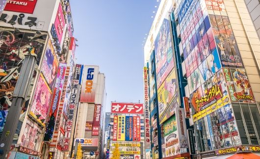 tokyo-store-signs