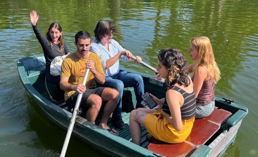 study abroad students barcelona boating together