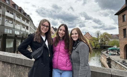 berlin girls outside excursion