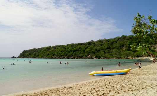 dr santiago beach boat