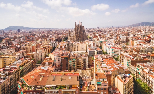 la sagrada familia barcelona aerial view