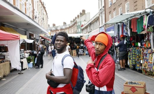 London FDGF fellows at street market