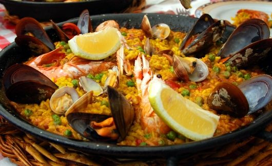 paella dish abroad seafood barcelona