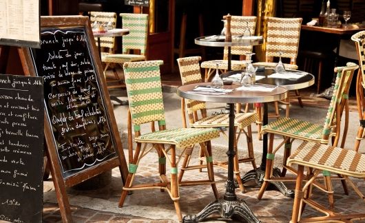 Coffee shop in Paris