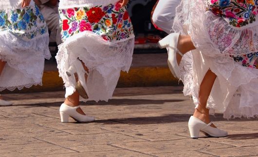 yucatan flamenco dancers feet