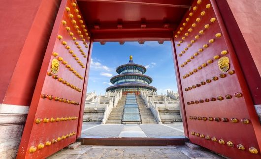 beijing red temple doors