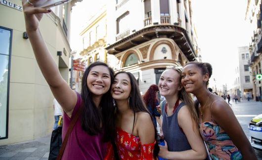 hssa seville girls taking selfie in the street